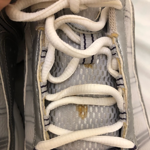 Purple and silver Reebok hexride sneakers! Size mens 9. - Picture 2 of 8